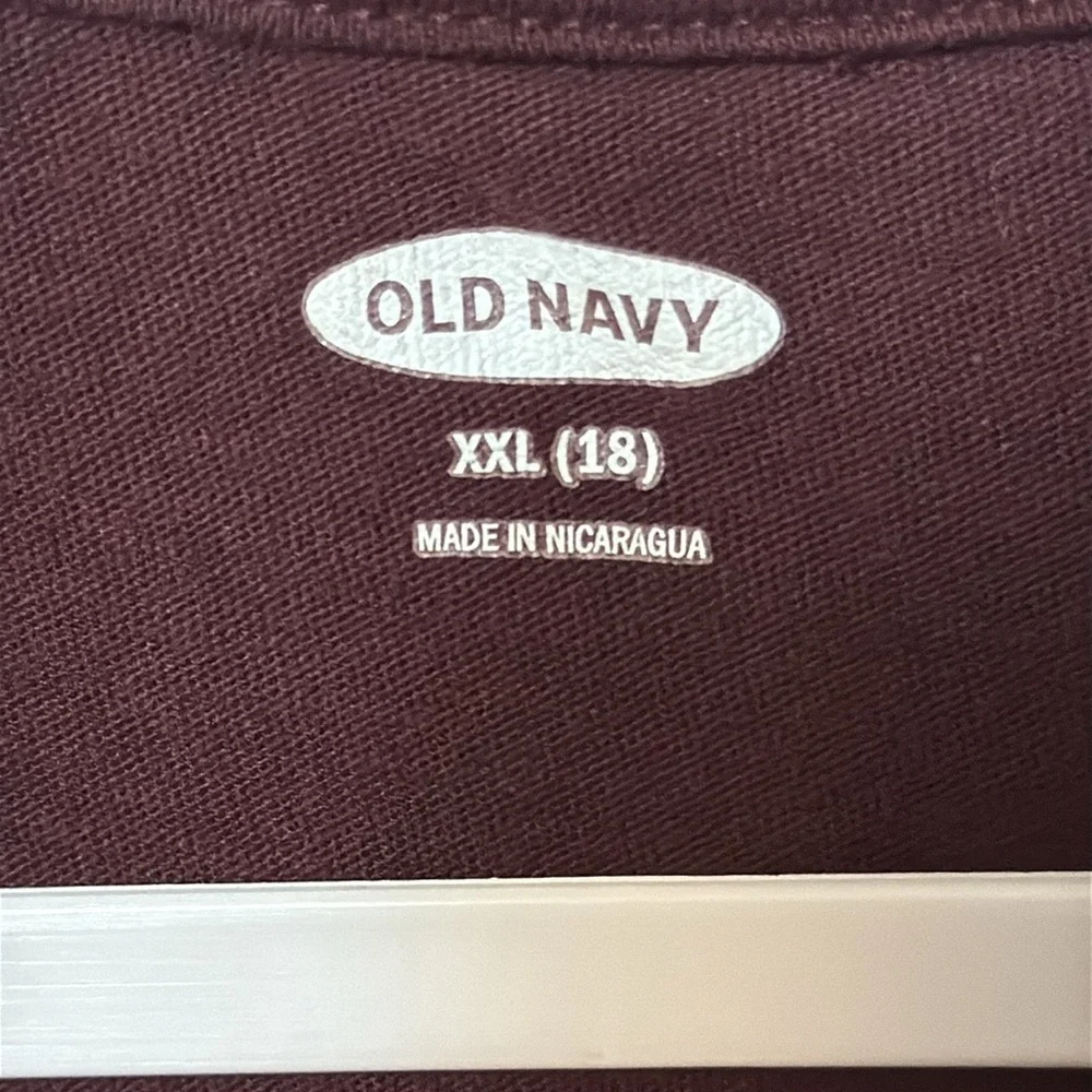 Old Navy MTV Kid’s Maroon Graphic T-Shirt Size XXL (18)